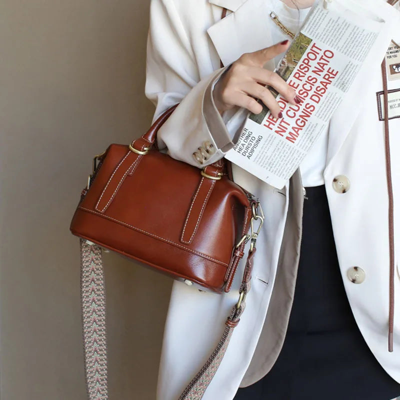 New Genuine Leather Boston Bag for Women First Layer Cowhide Shoulder Crossbody Handbag Elegant Versatile Top Handle Purse