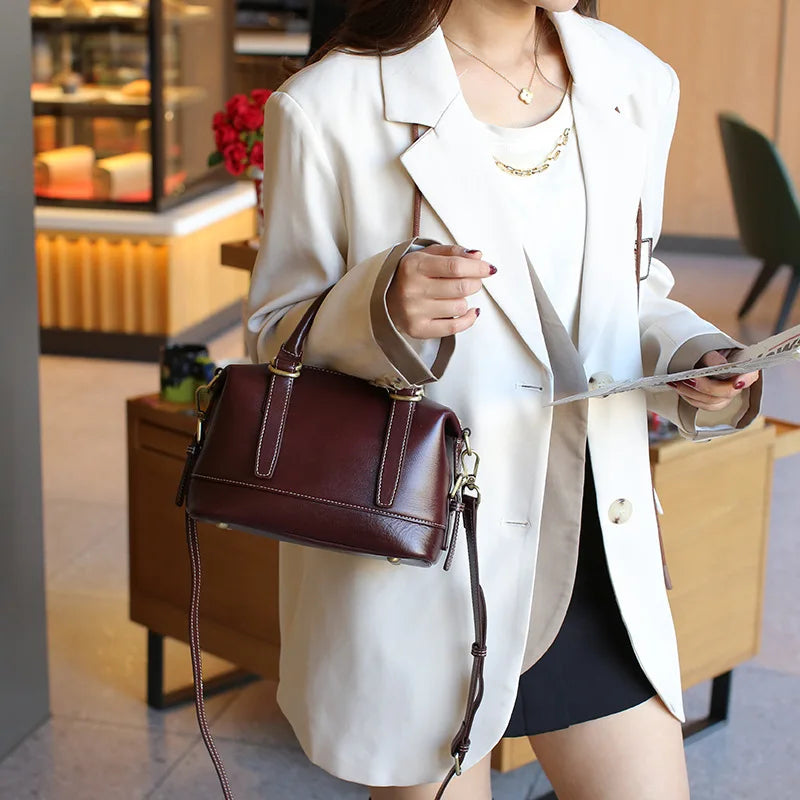 New Genuine Leather Boston Bag for Women First Layer Cowhide Shoulder Crossbody Handbag Elegant Versatile Top Handle Purse