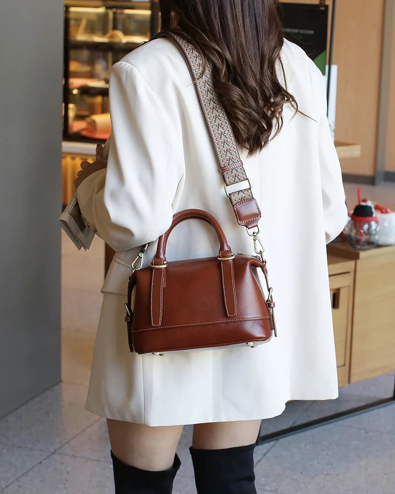 New Genuine Leather Boston Bag for Women First Layer Cowhide Shoulder Crossbody Handbag Elegant Versatile Top Handle Purse
