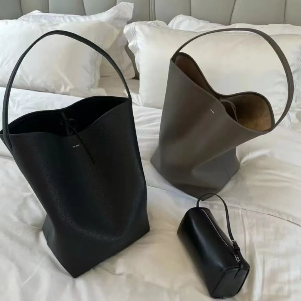 High Quality Bucket Bag Genuine Leather Shoulder Premium Large-capacity Cowhide Commuter Fashionable Relaxed Versatile NO LOGO