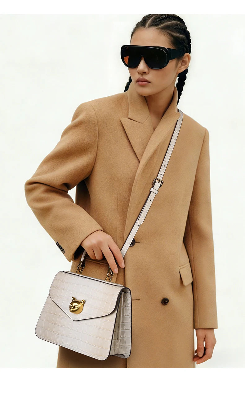 BAFELLI Fashionable Crocodile Pattern Genuine Leather Handbag Features Detachable Cowhide Shoulder Strap Suitable for Hand Held