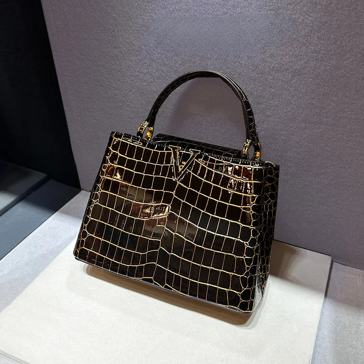 Luxury Designer Brand bolsa feminina 2023 New High-quality сумка Leather Crocodile Print Shoulder Handbags for Women 가방 Hot Sell